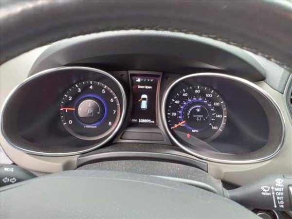 2013 Hyundai SANTA FE Limited - Image 12